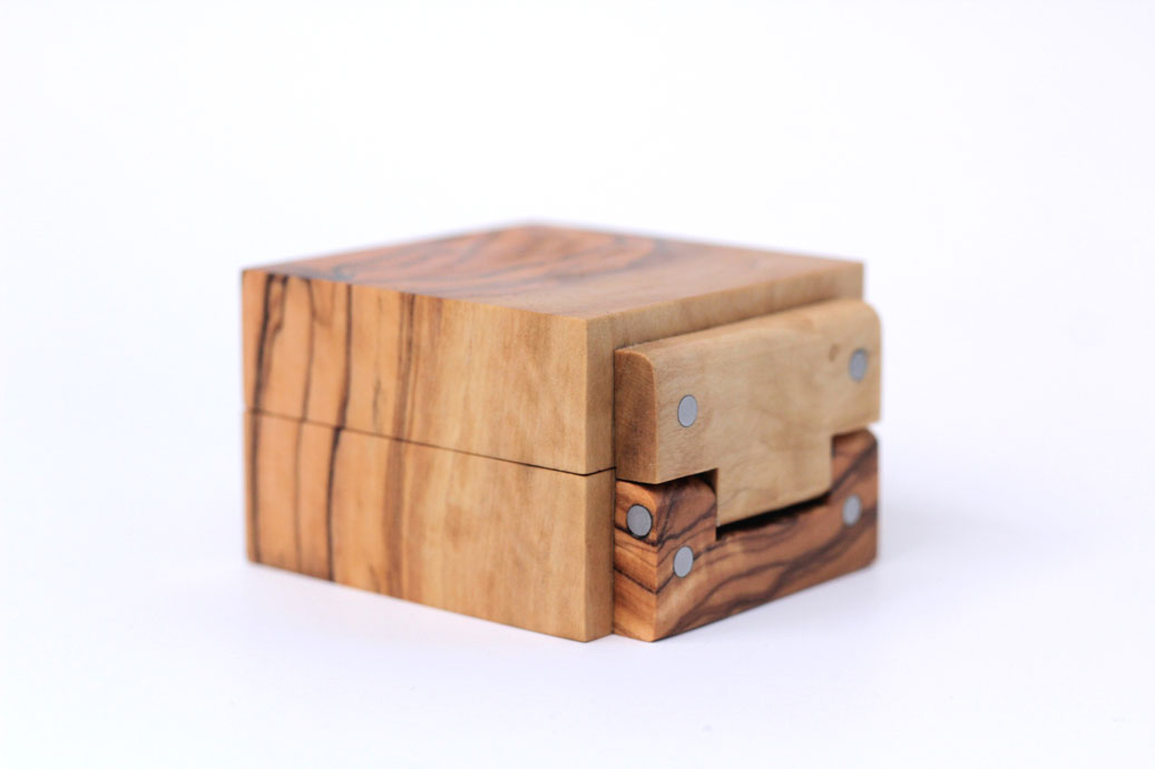 Olive ring box - hinges